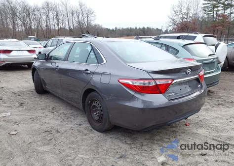 2016 Toyota Camry Se z USA, uszkodzony, nr VIN 4T1BF1FK2GU508555